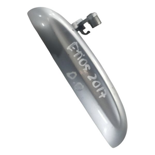 Maçaneta Externa Dianteiro Direito Toyota  Etios 1.5 2017 Prateado Dianteira