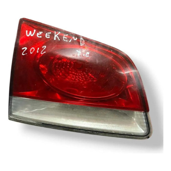 Lanterna Tampa Traseira Esquerda Fiat Palio Weekend 2012 Esquerdo/motorista Vermelho