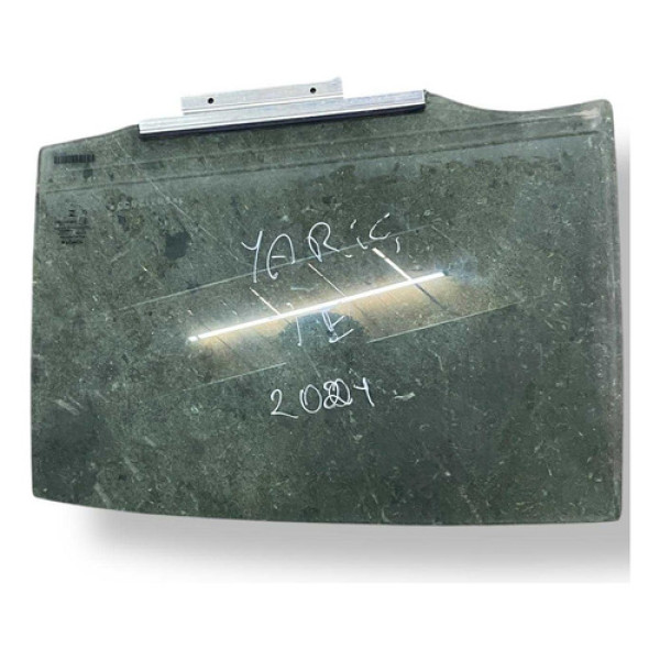 Vidro Porta Traseira Esquerda Toyota Yaris Sedan 2024 2025