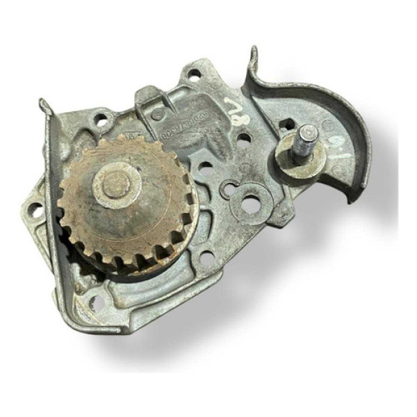 Bomba D\'água Motor Renault Logan 1.6 8v 2011/2012 8200878308