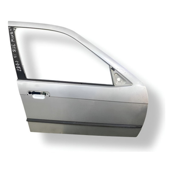 Porta Dianteira Direita  Bmw  318i S  1997 1998 Com Detalhe  - Dianteira - Direita - Prateado