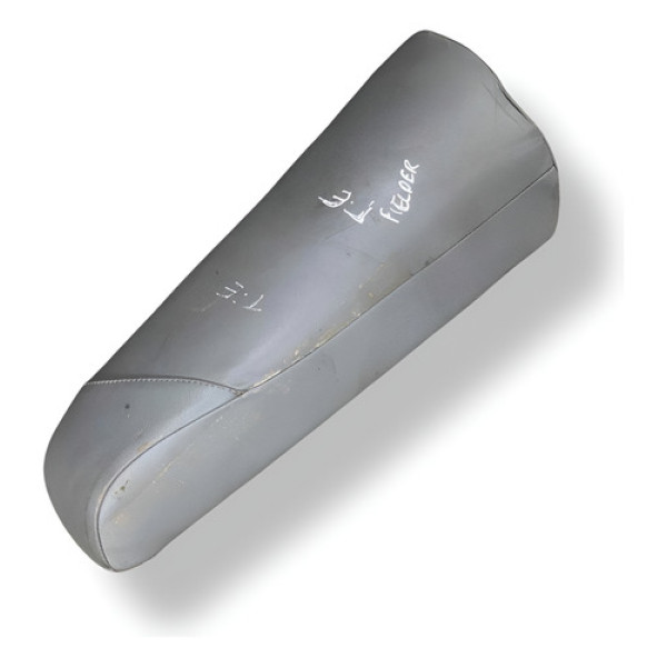 Apoio Traseiro Esquerdo Toyota Fielder 2005 7106813020 Cinza