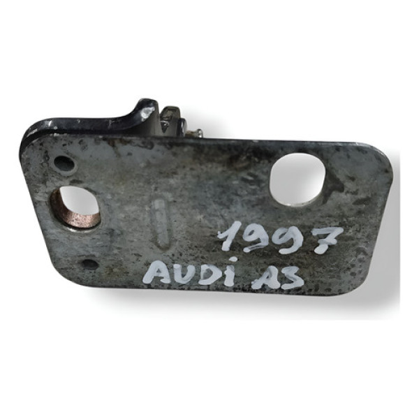Acabamento Dobradiça Inferior Audi A3 1997 1998 1999 2000 