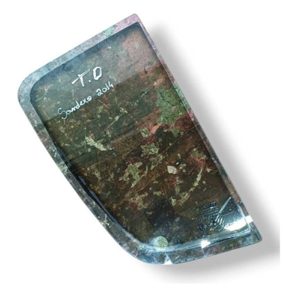 Vidro Fixo Traseiro Direito Renault Sandero 2014/2015/2016