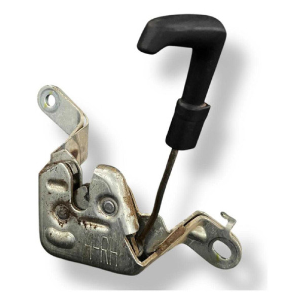 Trava Banco Traseiro Direito Toyota Etios 2015 2016 2017 18