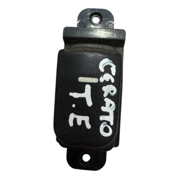 Botão Vidro Traseiro Esquerd Kia Cerato 2012/2013 935801m000