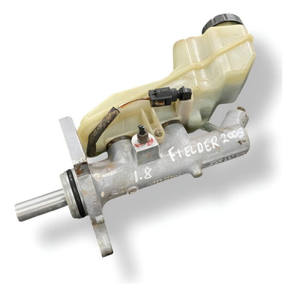 Cilindro Mestre C/reservatório Toyota Fielder 2005 744712151