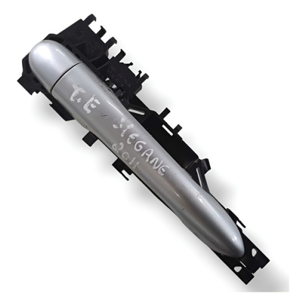 Maçaneta Externa Traseira Esquerda Megane  2010 8200028463 Traseira