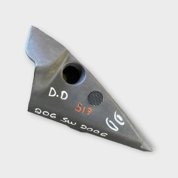  Moldura Dianteiro Direita Peugeot 206 Sw1.4 2006 9650061977