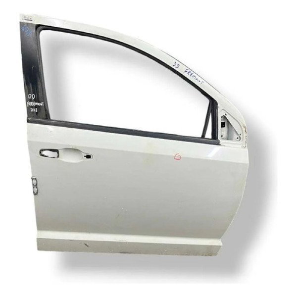 Porta Dianteira Direita Fiat Freemont 2012 2013 2014 Detalhe Dianteira Direita Preto