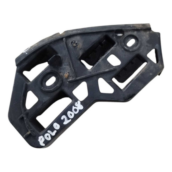 Guia Para-choque Dianteiro Direito Volkswagen  Polo 1.6 2008