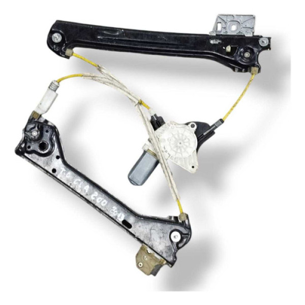 Máquina Vidro Elét Traseiro Direito Mercedes Cla 200 2013