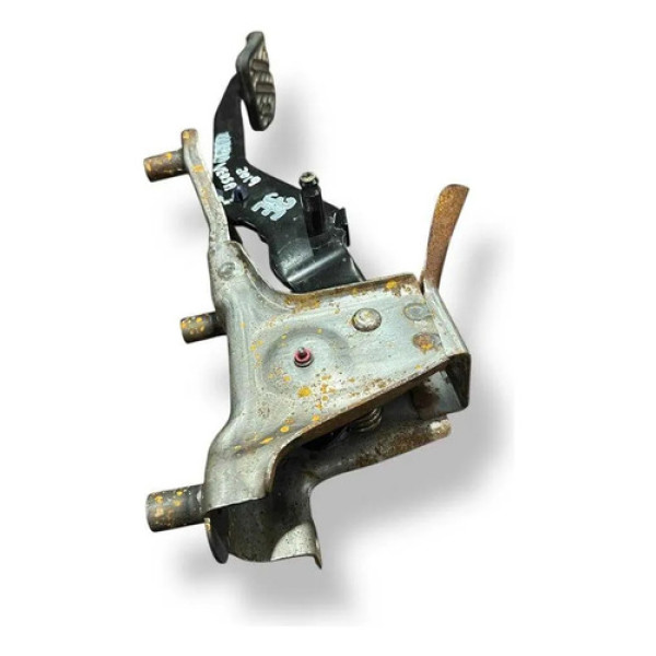 Pedal Embreagem Nissan Versa 1.6 2015 2016 2017 2018 2019