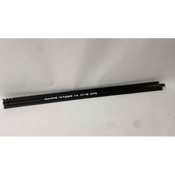 Pestana Interna Traseira Esquerda Toyota Etios 2014