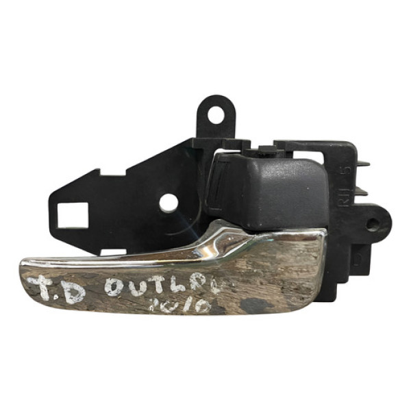 Maçaneta Interna Traseira Direita Outlander 2010 Mn105360 Traseira