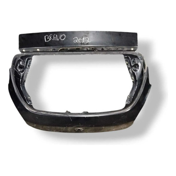 Tampa Traseira Porta Malas Fiat Bravo 1.8 - 2012 2013 2014 Preto