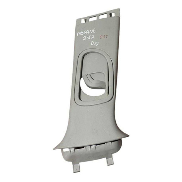 Acabamento Coluna Central Direita Megane 08/12 8200483349
