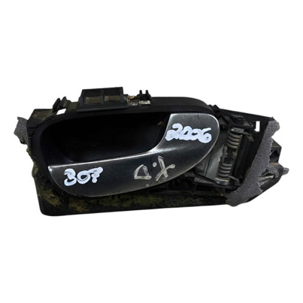 Maçaneta Interna Direita Peugeot 307 2006 2007 9658269377 Preto Traseira
