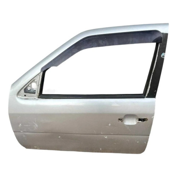 Porta Dianteira Esquerda Volkswagen Gol G4 2005/2006 Detalhe Dianteira Esquerda Prateado