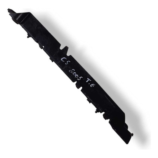 Guia Parachoque Traseiro Esquerdo Citroën C5 2005 9650474780