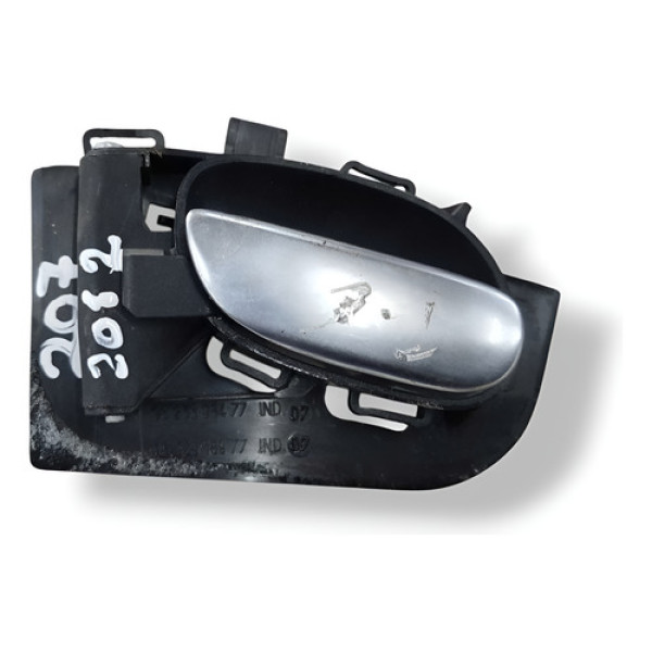 Maçaneta Interna Traseira Esquerda Peugeot 207 9623698477 - Preto - Dianteira