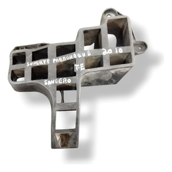 Suporte Parachoque Traseiro Esquerdo Sandero 2010 8200531545