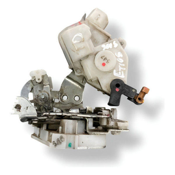 Fechadura Porta Traseira Direita Toyota Etios 2014 2015 2016