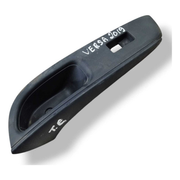 Moldura Vidro Traseiro Esquerdo Nissan Versa 2019 829619ke0a