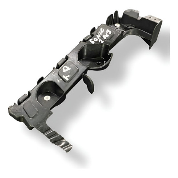 Guia Parachoque Traseiro Direito Chevrolet Sonic 2012 A 2014