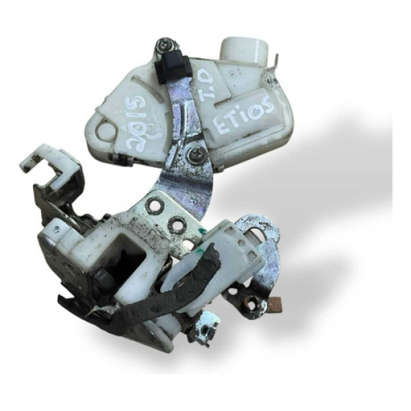 Fechadura Porta Traseira Direita Toyota Etios 2014/2015/2016