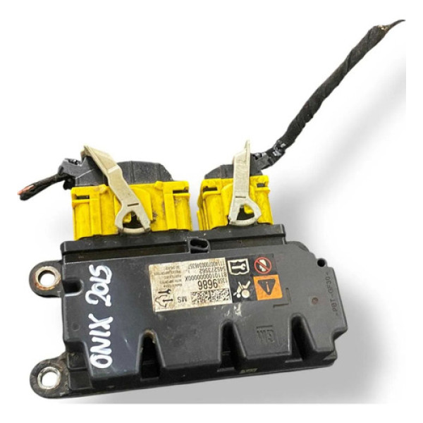 Módulo Conforto Chevrolet Onix 2015 2016 2017 2018 13589686