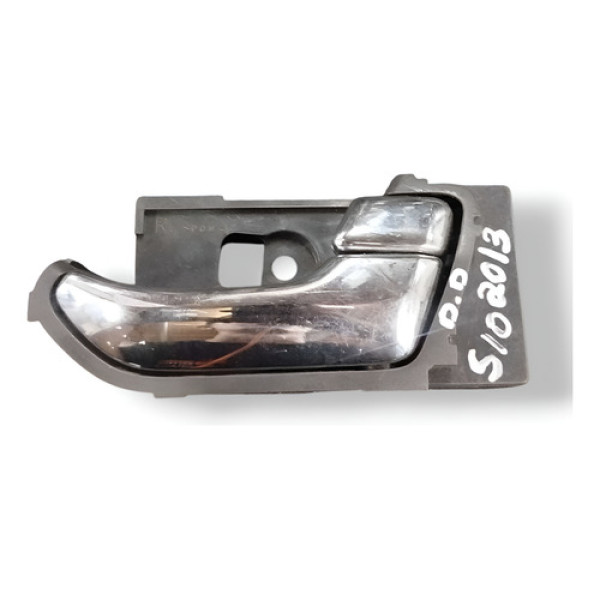 Maçaneta Interna Dianteira Direita Chevrolet S10 2013 2014 Prateado Dianteira