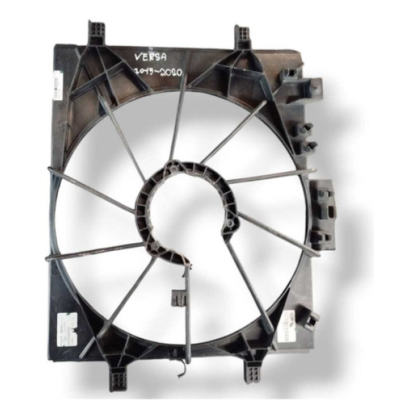 Defletor Da Ventoinha Nissan Versa 2015/20 Detalhes Ec389001