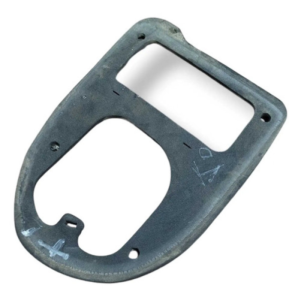 Moldura Lanterna Traseira Direita Ford Focus Sedan 2013 2014 Direito/passageiro Preto