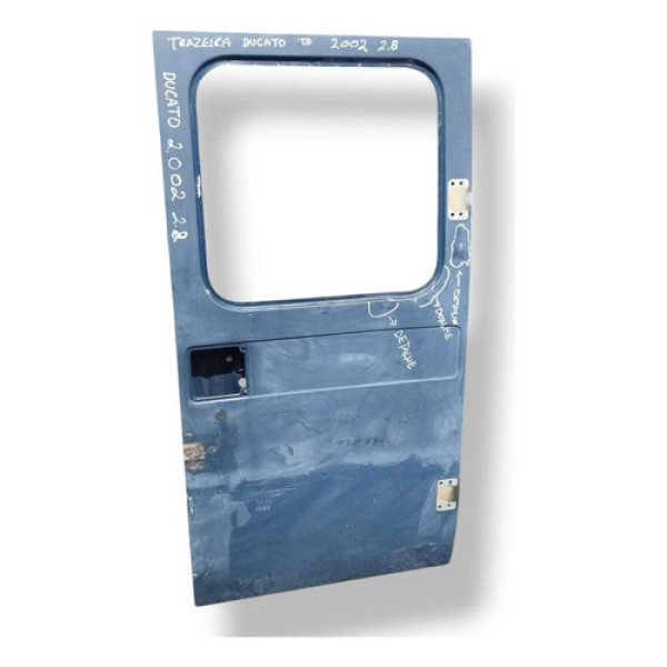 Tampa Traseira Direita Ducato 2002 2003 2004  Com Detalhe Azul-celeste