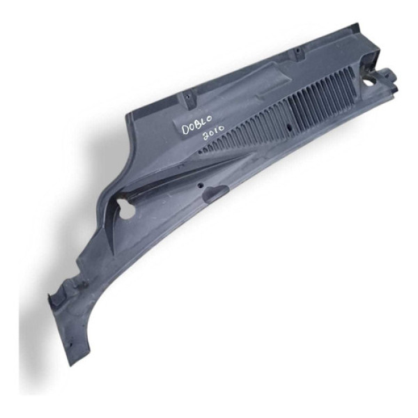 Grade Churrasqueira Esquerda Parabrisa Fiat Doblò 1001653900