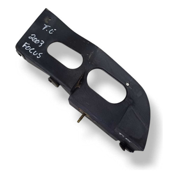 Guia Parachoque Traseiro Esquerdo Focus 2003 98abf17e850ae