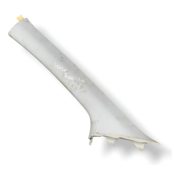 Acabamento Parabrisa Lado Direito Nissan Versa 16 769129ke0a