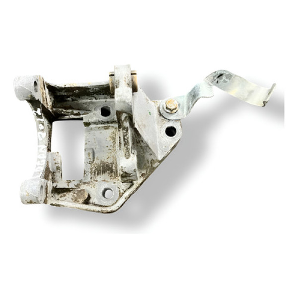 Suporte Bomba Hidráulica Renault Logan 1.0 2012 8200213616