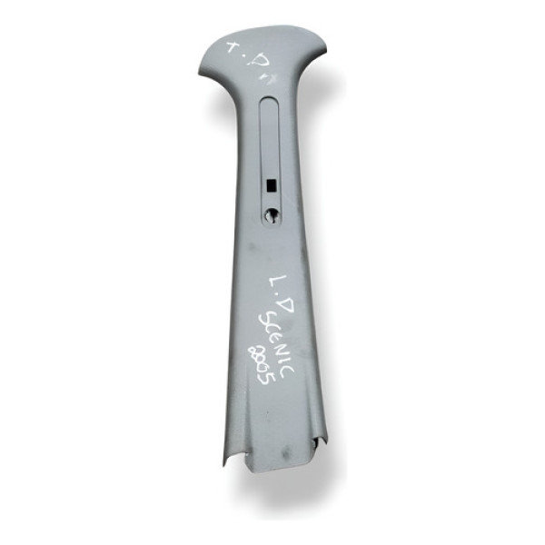 Acabamento Coluna Direito Renault Scenic 2005 8200062892