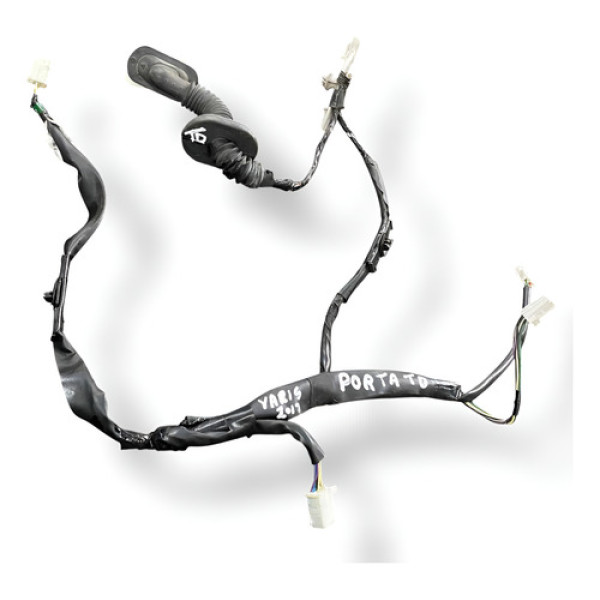 Chicote Porta Traseira Direita Toyota Yaris 2019 821530dd20