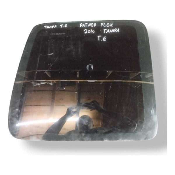 Vidro Tampa Traseira Esquerda Peugeot Partner 2010