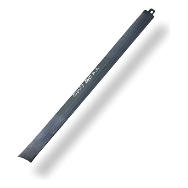 Soleira Porta Lateral Direita Audi A3 1997 1998 8l3853906 Preto