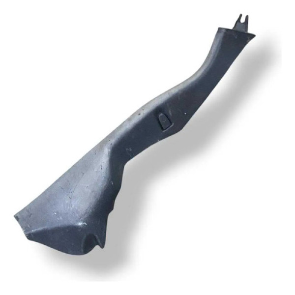 Moldura Lateral Traseiro Direito Vw Polo Sedan 2008 6q586776