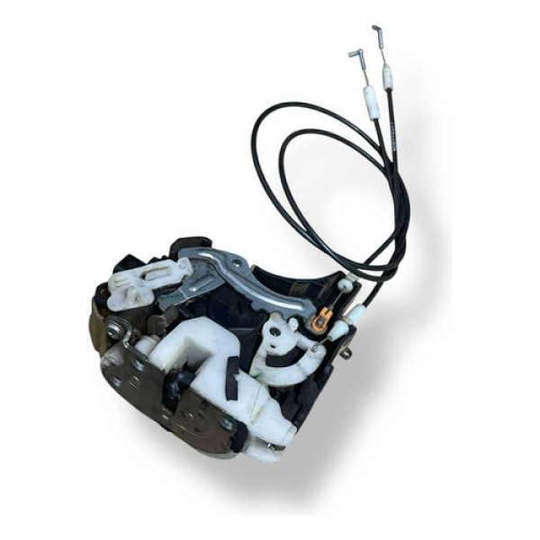 Fechadura Porta Traseira Direita Mitisubishi Pajero 2016