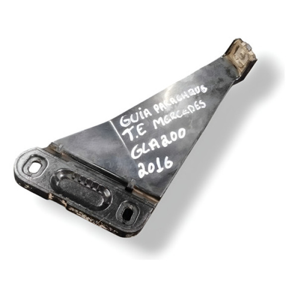 Guia Parachoque Traseira Esquerda Gla200 2016 A1568850714