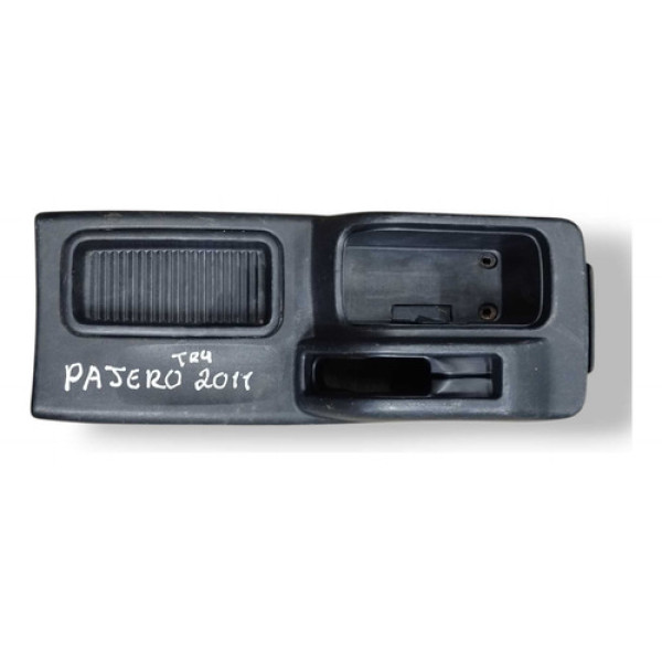 Console Freio Mão Mitsubishi  Pajero Tr4  2011 Mr506336