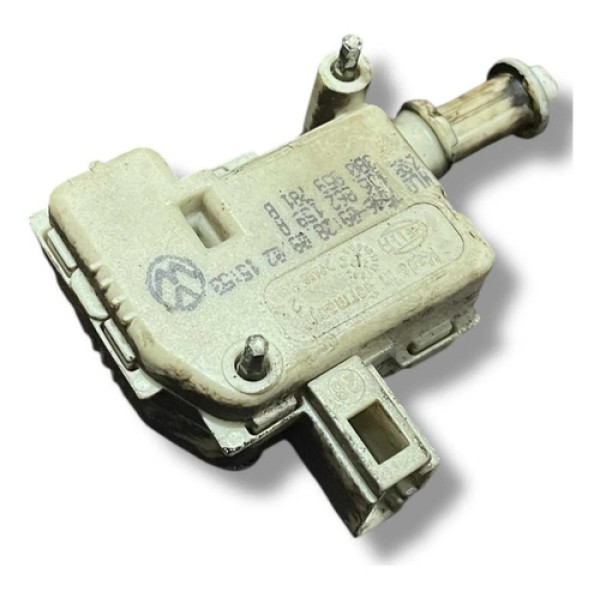 Trava Tampa Traseira Volkswagen Golf 2003 2004 1j6862159a