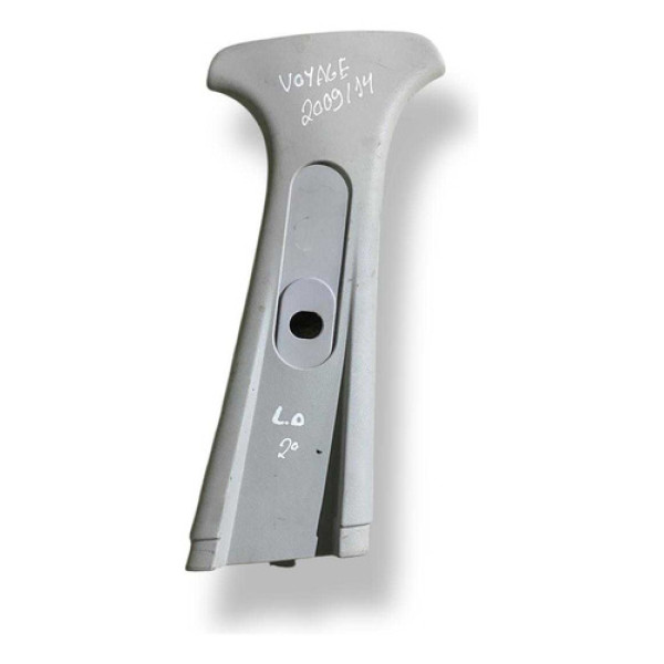 Moldura Coluna Lado Direito Volkswagen  Voyage 1.6  2014 