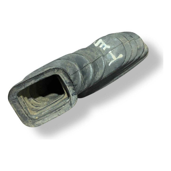 Borracha Passa Fios Porta Tras Esquerda Polo 2009 6q0959845